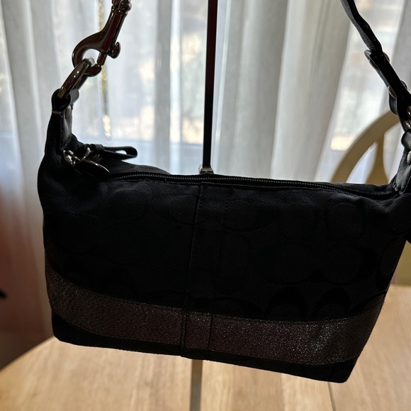 Coach Legacy Elegant Black Handbag - Picture 2 of 10